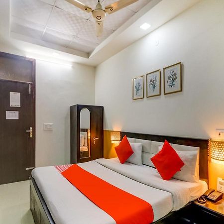 فندق نيودلهيفي  Oyo 74060 Taj Residency المظهر الخارجي الصورة