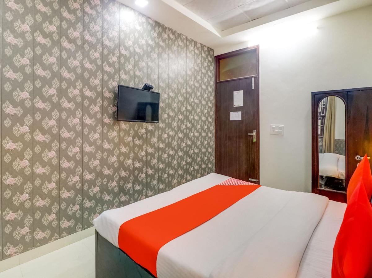 فندق نيودلهيفي  Oyo 74060 Taj Residency المظهر الخارجي الصورة