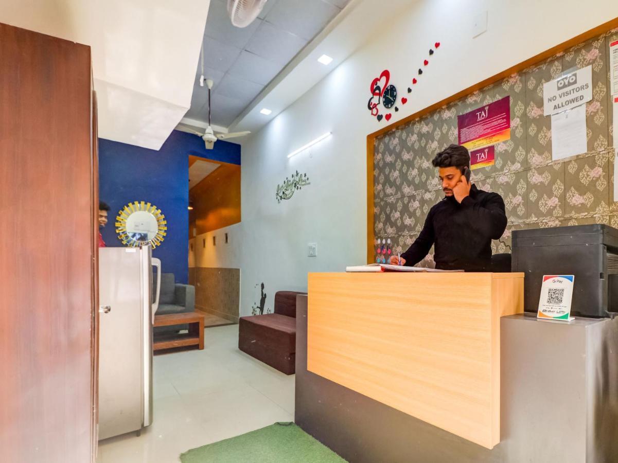 فندق نيودلهيفي  Oyo 74060 Taj Residency المظهر الخارجي الصورة